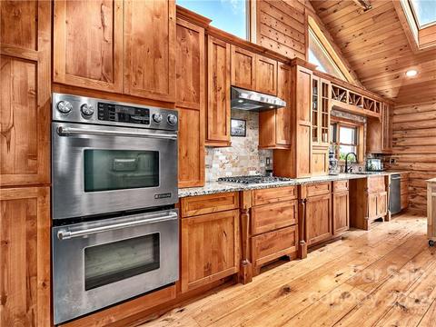 866 Pine Tree Rd, Spruce Pine, NC 28777 photo 8