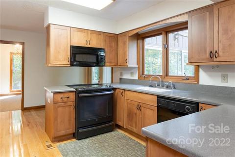 35 Spring Ln, Fairview, NC 28730 photo 19