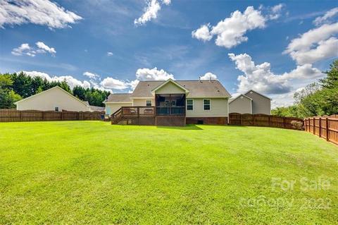 547 Pennyfields Ln, Clover, SC 29710 photo 24