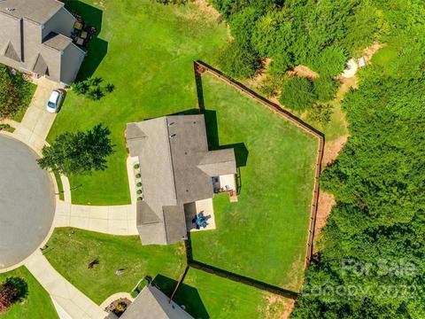 547 Pennyfields Ln, Clover, SC 29710 photo 29