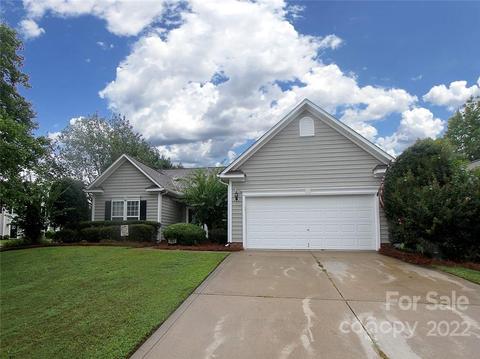2011 Fairburn Ct, Fort Mill, SC 29708 photo 2