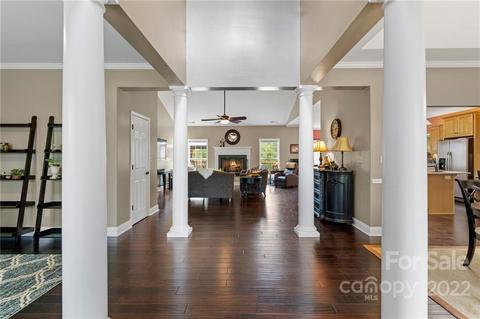 280 Hunter Ridge Dr, Marshall, NC 28753 photo 13