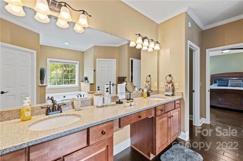 280 Hunter Ridge Dr, Marshall, NC 28753 photo 27