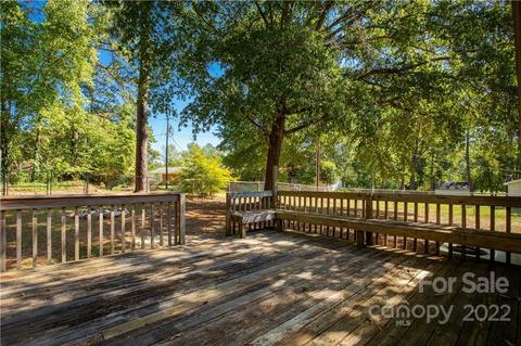 1909 John Everall Rd, Lancaster, SC 29720 photo 2