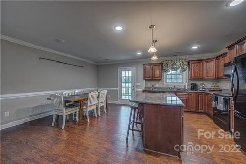 568 E Old Limestone Rd, York, SC 29745 photo 9