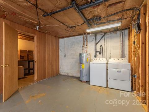 243 Camelot Dr, Clyde, NC 28721 photo 16