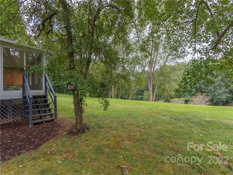 243 Camelot Dr, Clyde, NC 28721 photo 22