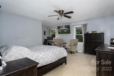 3933 3945 Shakespeare Dr, Hickory, NC 28601 photo 16
