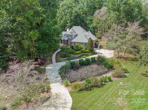 1121 Hudson Pl, Davidson, NC 28036 photo 3