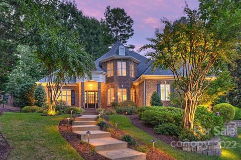 1121 Hudson Pl, Davidson, NC 28036 photo 2