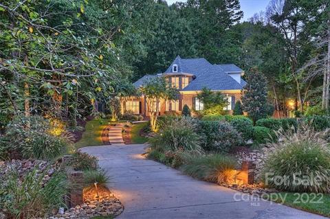 1121 Hudson Pl, Davidson, NC 28036 photo 1