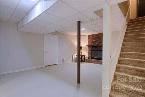 135 E Laurel Ln E, Etowah, NC 28729 photo 38