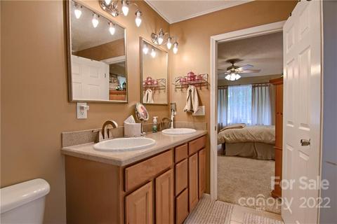 135 E Laurel Ln E, Etowah, NC 28729 photo 35