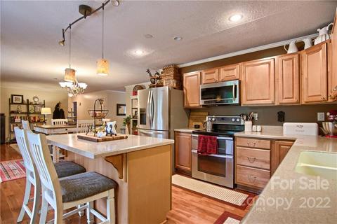135 E Laurel Ln E, Etowah, NC 28729 photo 15