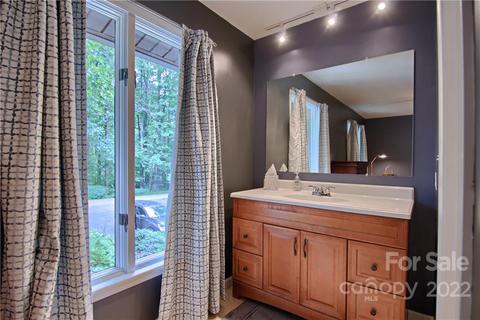 135 E Laurel Ln E, Etowah, NC 28729 photo 29