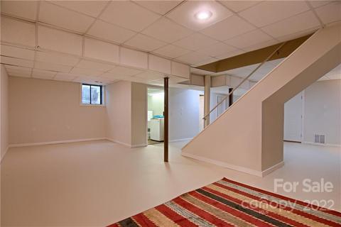 135 E Laurel Ln E, Etowah, NC 28729 photo 40