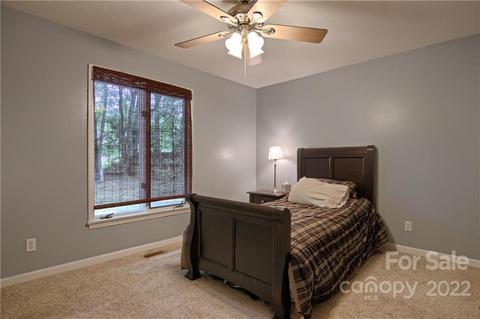 135 E Laurel Ln E, Etowah, NC 28729 photo 26