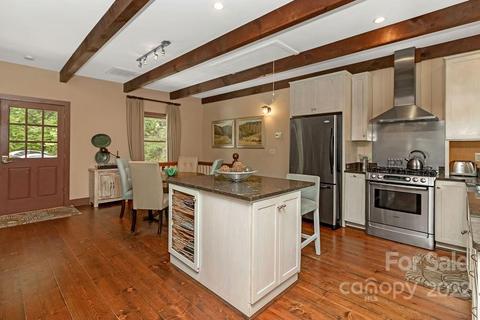 9390 E Fork Rd, Brevard, NC 28712 photo 10