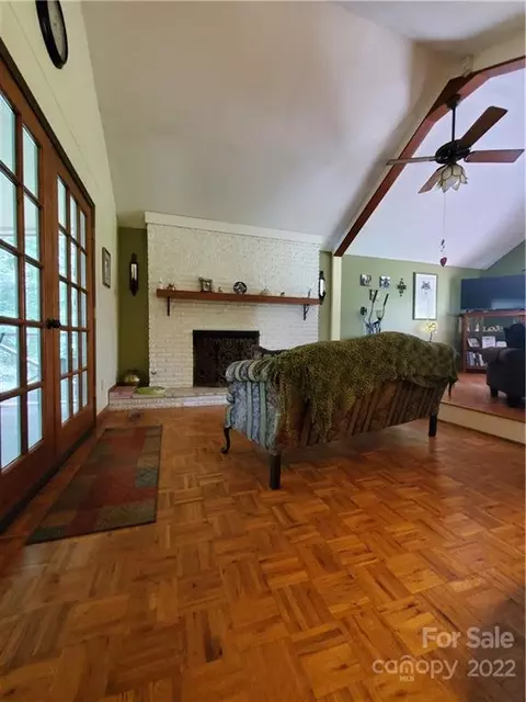 1244 Query Rd, Hiddenite, NC 28636 photo 10