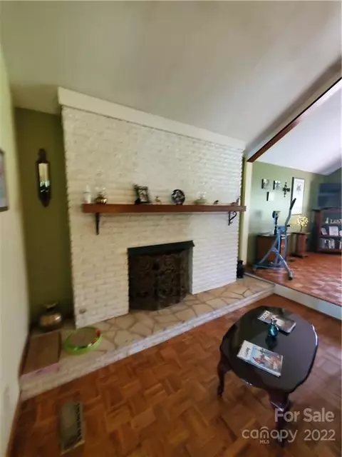 1244 Query Rd, Hiddenite, NC 28636 photo 12