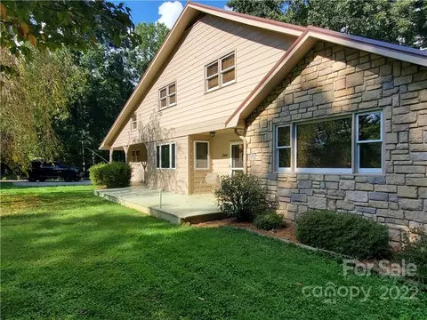 1244 Query Rd, Hiddenite, NC 28636 photo 4