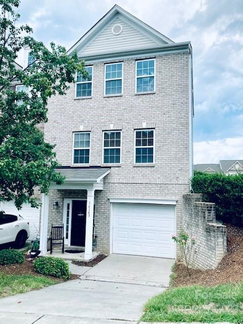 14143 Winford Ln, Charlotte, NC 28262