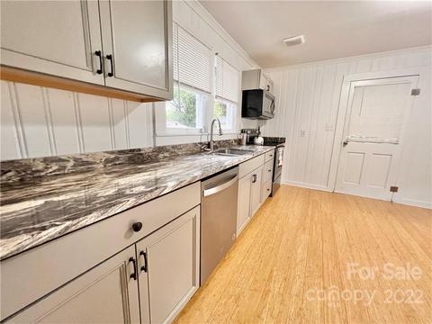 155 Bean Ave, Hudson, NC 28638 photo 4