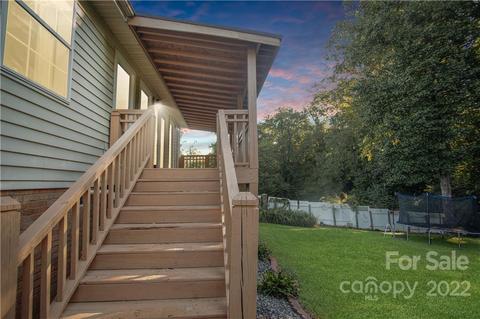 577 Causby Rd, Morganton, NC 28655 photo 3