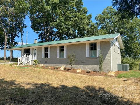 1911 Beacon Rd, Lancaster, SC 29720 photo 2