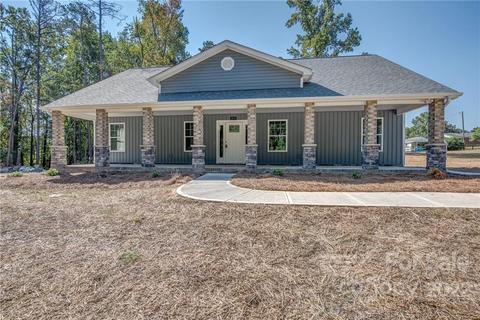 214 E Florida Ave, Bessemer City, NC 28016