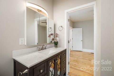 25 Beaver St, Tryon, NC 28782 photo 8