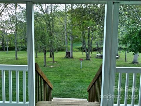73 Galloway Pl, Clyde, NC 28721 photo 14