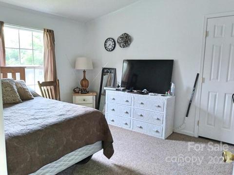 73 Galloway Pl, Clyde, NC 28721 photo 11