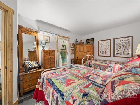 9432 E Fork Rd, Brevard, NC 28712 photo 11