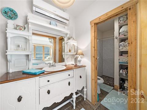 9432 E Fork Rd, Brevard, NC 28712 photo 17