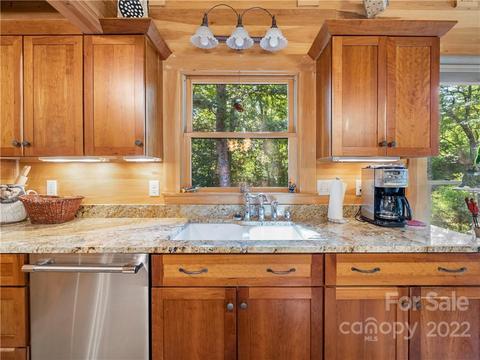 421 Fox Tower Rd, Brevard, NC 28712 photo 13