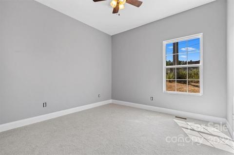 253 Eagle Creek Rd, Clover, SC 29710 photo 17