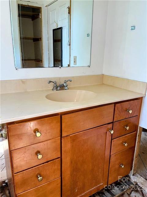 3500 Broad St, Clyde, NC 28721 photo 8