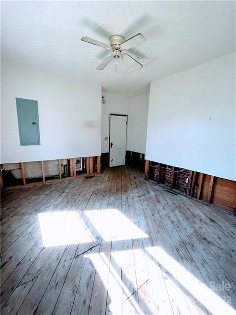 3500 Broad St, Clyde, NC 28721 photo 6