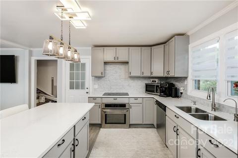 1524 S Point Rd #1, Belmont, NC 28012