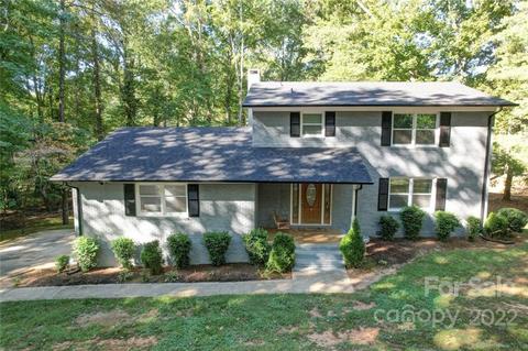 1833 Windsor Dr, Lancaster, SC 29720 photo 3