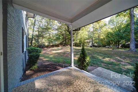 1833 Windsor Dr, Lancaster, SC 29720 photo 5