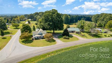 162 Turkey Foot Rd, Harmony, NC 28634 photo 2