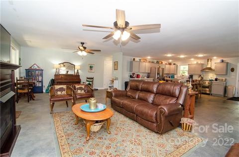 3267 Park Rd, Ridgeway, SC 29130 photo 11