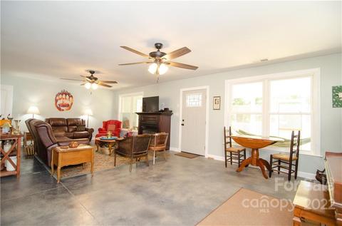 3267 Park Rd, Ridgeway, SC 29130 photo 9