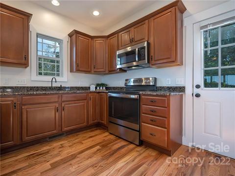 270 Tryon View Dr, Flat Rock, NC 28731 photo 9