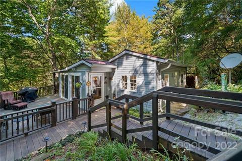 73 Bear Cub Dr, Spruce Pine, NC 28777 photo 2