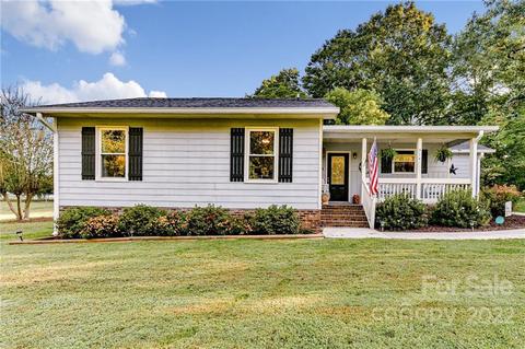 314 Maye St, Wingate, NC 28174 photo 2