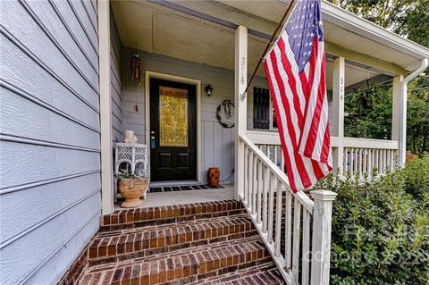 314 Maye St, Wingate, NC 28174 photo 4