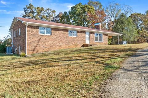 801 Powell Bridge Rd, Harmony, NC 28634 photo 2